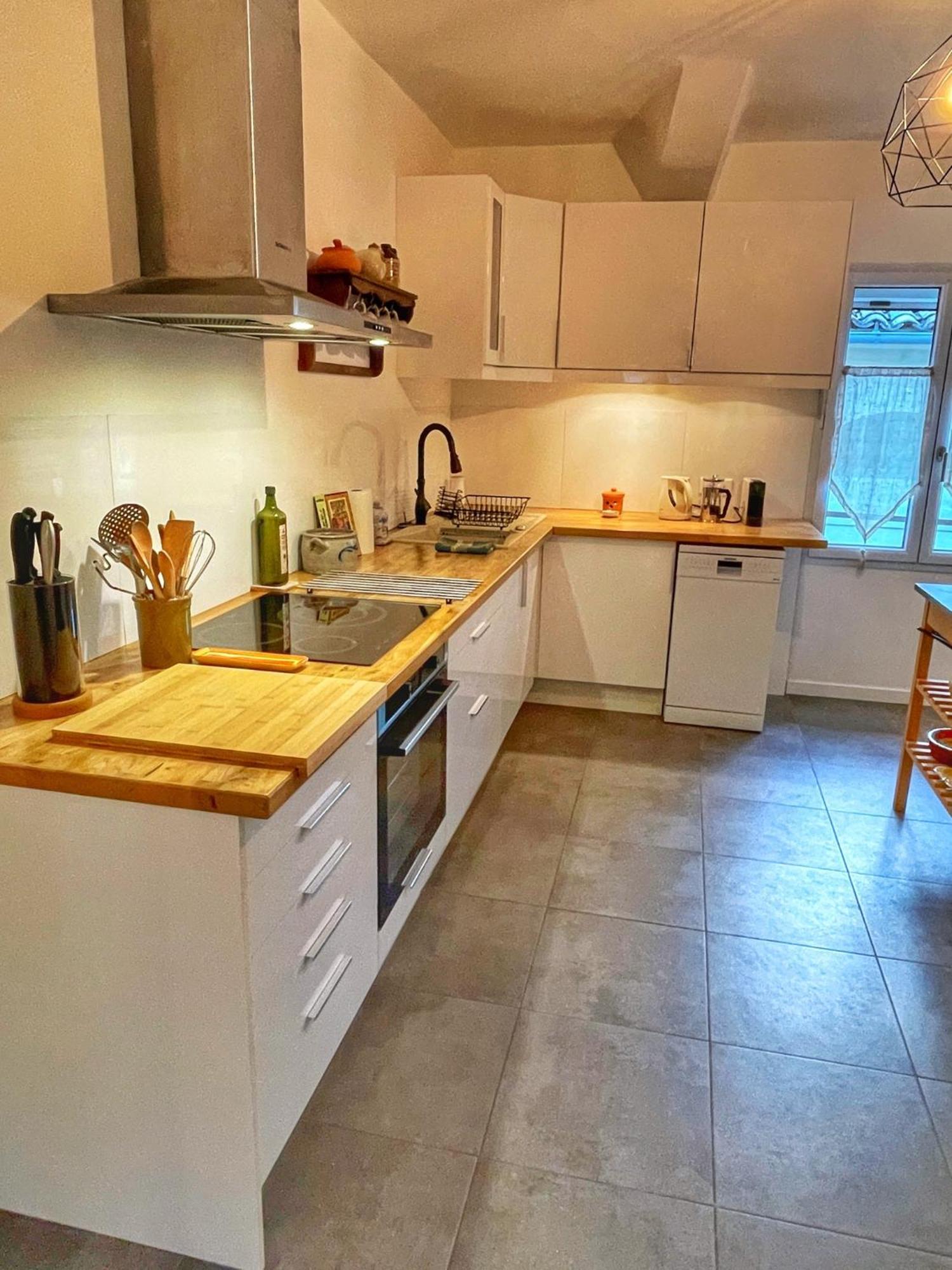 Ferienwohnung Le Petit Delphia Apt Exterior foto